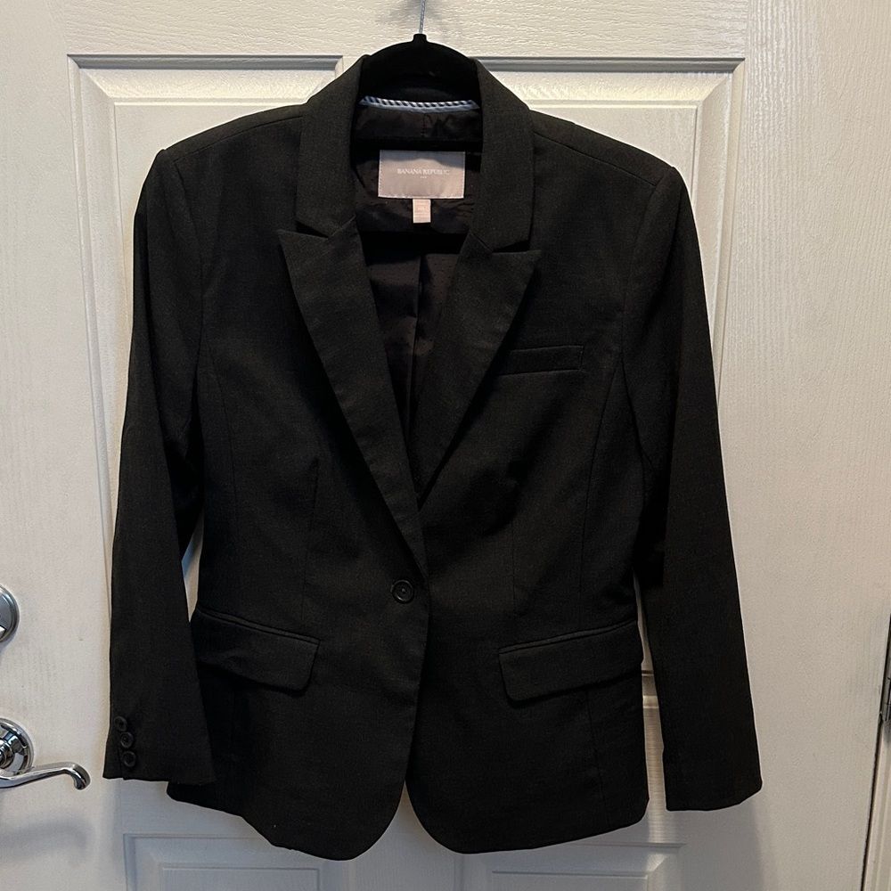 Banana Republic Elegant Black Blazer